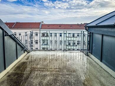 Wohnung zum Kauf 609.000 € 3 Zimmer 92,5 m² Dachgeschoss, 6. Geschoss frei ab sofort Oldenburger Straße 28 Moabit Berlin 10551