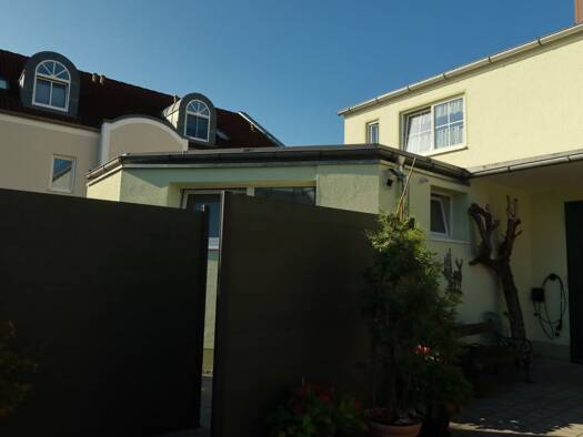 Wohnung zur Miete 780 € 1 Zimmer 39 m² frei ab sofort Ingolstadt Ingolstadt 85051