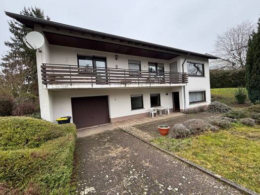 Einfamilienhaus zur Miete 1.200 € 5 Zimmer 130 m² 780 m² Grundstück frei ab 01.04.2026 Perl 66706