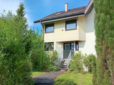 Reihenendhaus zum Kauf 549.000 € 9 Zimmer 210 m² 275 m² Grundstück frei ab sofort Magstadt Magstadt 71106