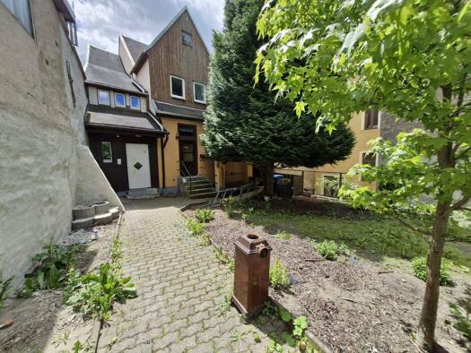 Wohnung zur Miete 980 € 7 Zimmer 160 m² frei ab sofort Annaberg Annaberg-Buchholz 09456