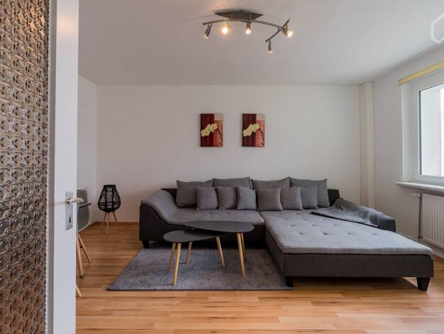 Wohnung zur Miete Wohnen auf Zeit 1.780 € 3 Zimmer 70 m² frei ab 06.04.2026 Märkisches Viertel Berlin 13435