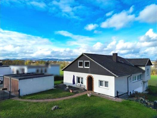 Einfamilienhaus zum Kauf 379.000 € 7 Zimmer 253,4 m² 860 m² Grundstück Ochshausen Lohfelden 34253