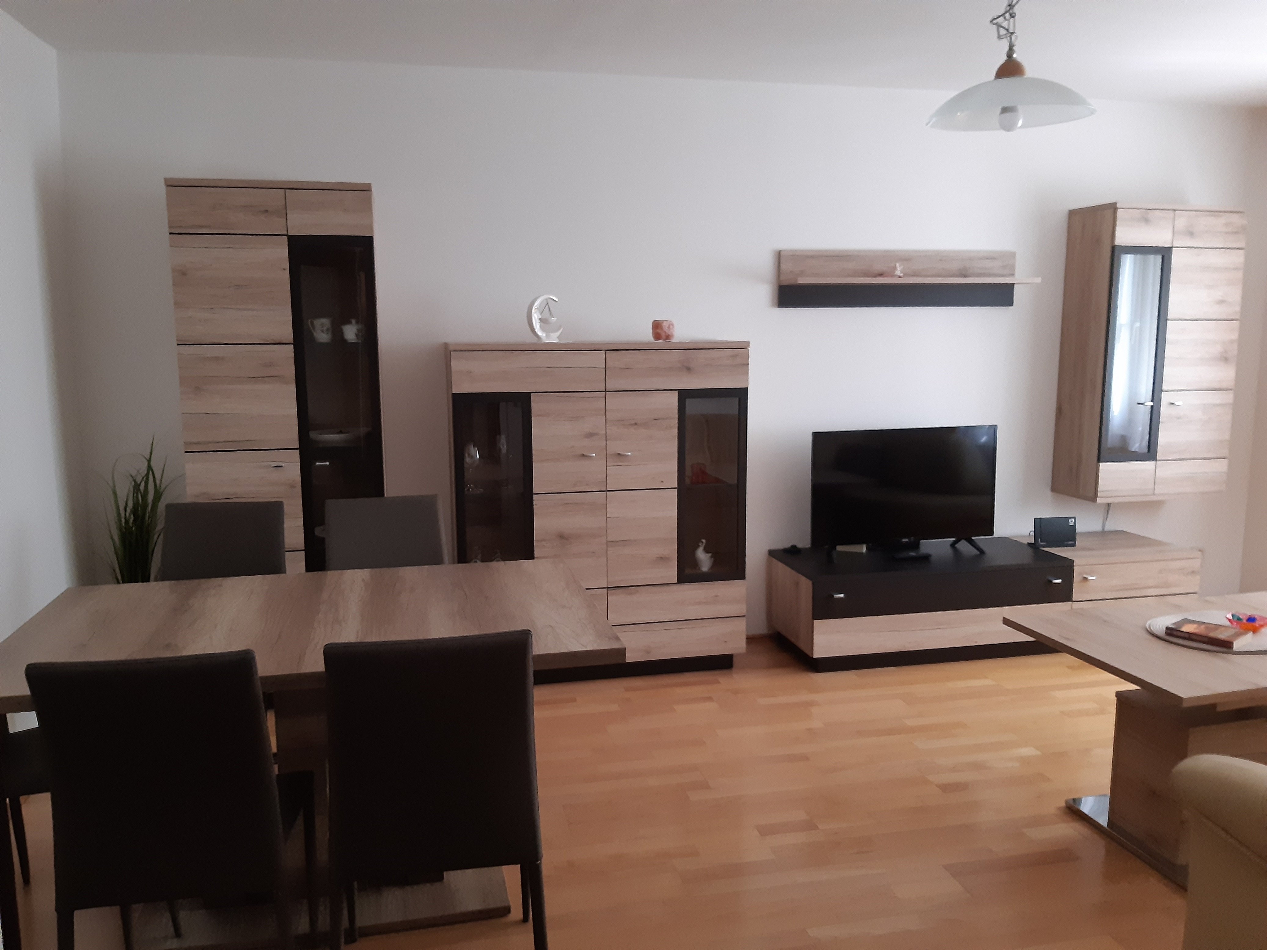 Wohnung zur Miete Wohnen auf Zeit 1.302,56 € 2 Zimmer 56 m²<br/>Wohnfläche 31.01.2025<br/>Verfügbarkeit Wien 1060