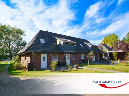 Mehrfamilienhaus zum Kauf 299.000 € 6 Zimmer 187,5 m² 1.956 m² Grundstück Sipsdorf Lensahn 23738
