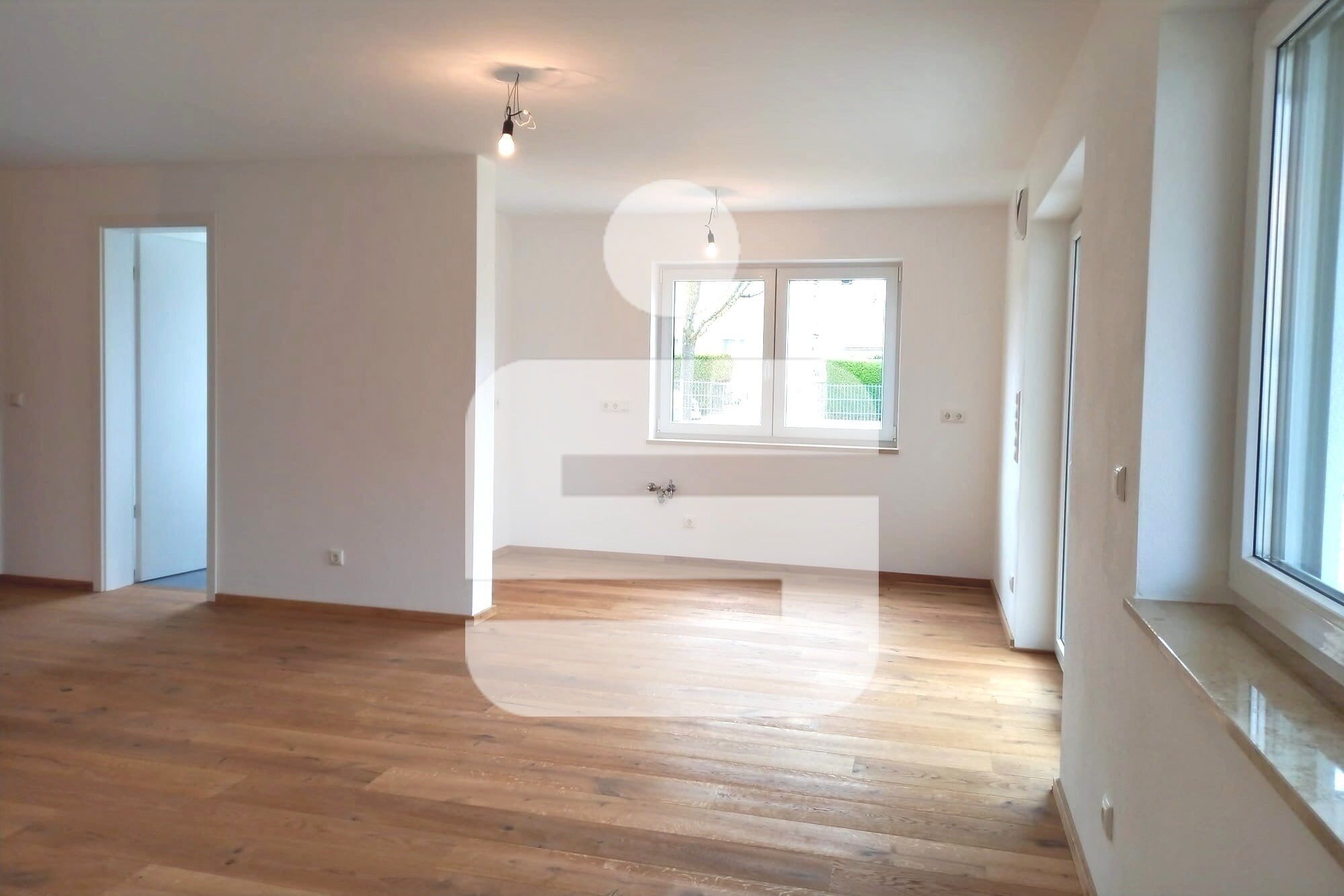 Doppelhaushälfte zum Kauf provisionsfrei 415.000 € 4 Zimmer 124,6 m²<br/>Wohnfläche 310 m²<br/>Grundstück Arnstorf Arnstorf 94424