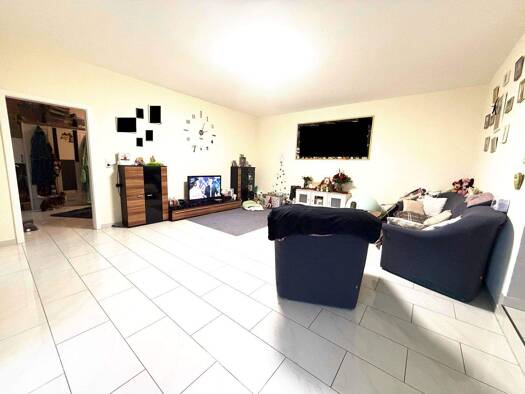 Wohnung zum Kauf 299.000 € 4 Zimmer 140 m² 1. Geschoss Krofdorf-Gleiberg Wettenberg 35435