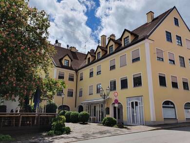 Wohnung zur Miete 650 € 2 Zimmer 40 m² Geschoss 2/3 frei ab sofort Dießen Dießen am Ammersee 86911