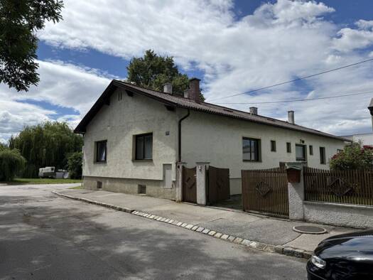 Haus zum Kauf 349.000 € 376 m² Grundstück Hauptstraße Pöttsching 7033