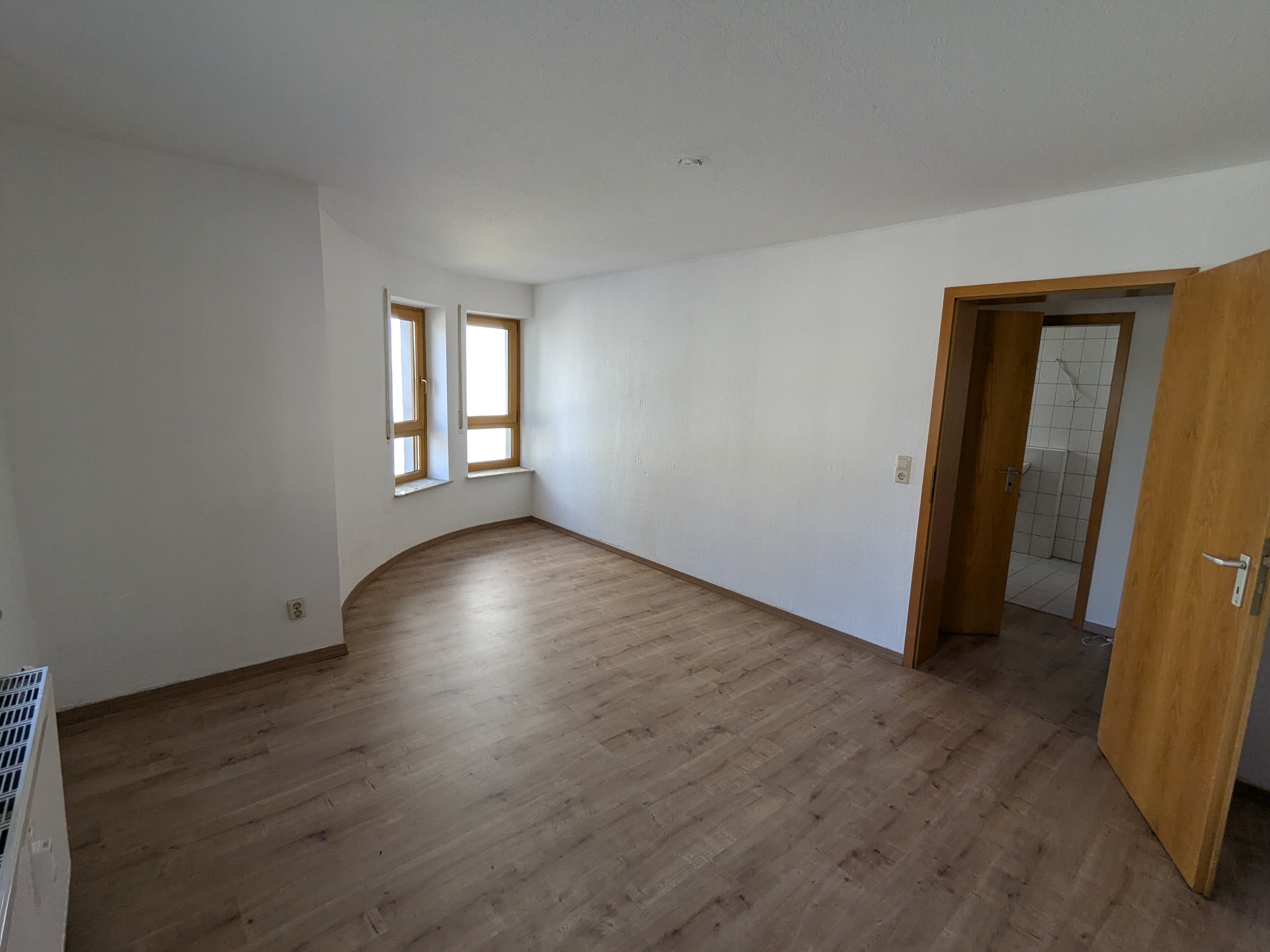 Wohnung zum Kauf 81.400 € 3 Zimmer 61 m²<br/>Wohnfläche 1.<br/>Geschoss Annaberg Annaberg-Buchholz 09456