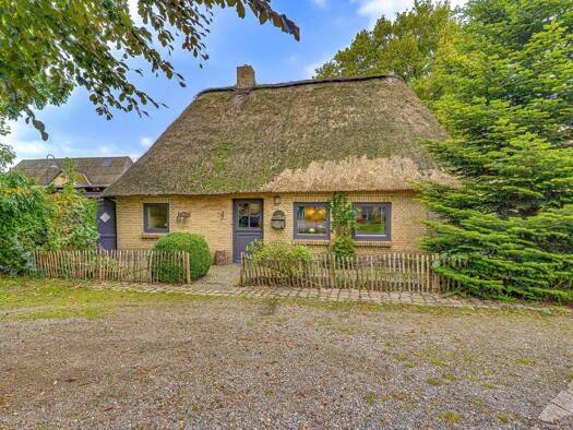 Einfamilienhaus zum Kauf 299.000 € 5,5 Zimmer 135,7 m² 475 m² Grundstück Hollingstedt 24876