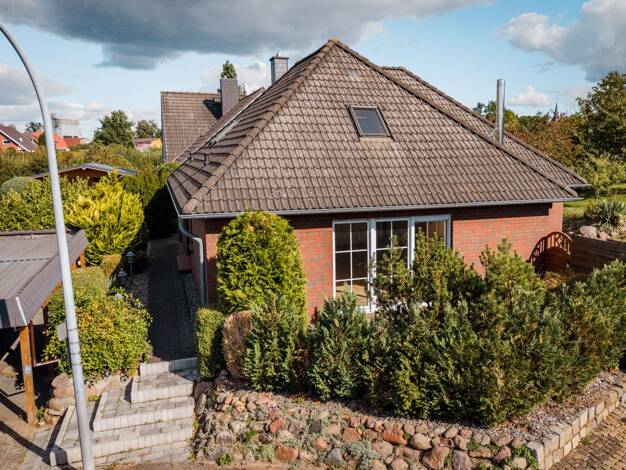 Einfamilienhaus zum Kauf 365.000 € 6 Zimmer 170 m² 635 m² Grundstück Groß Nemerow Groß Nemerow 17094