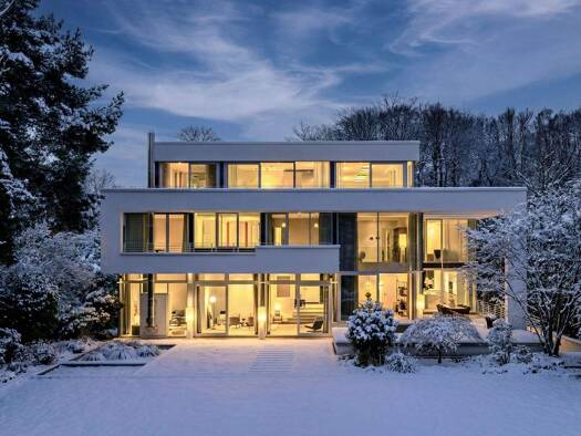 Villa zum Kauf 11 Zimmer 727 m² 1.860 m² Grundstück Bogenhausen München 81925