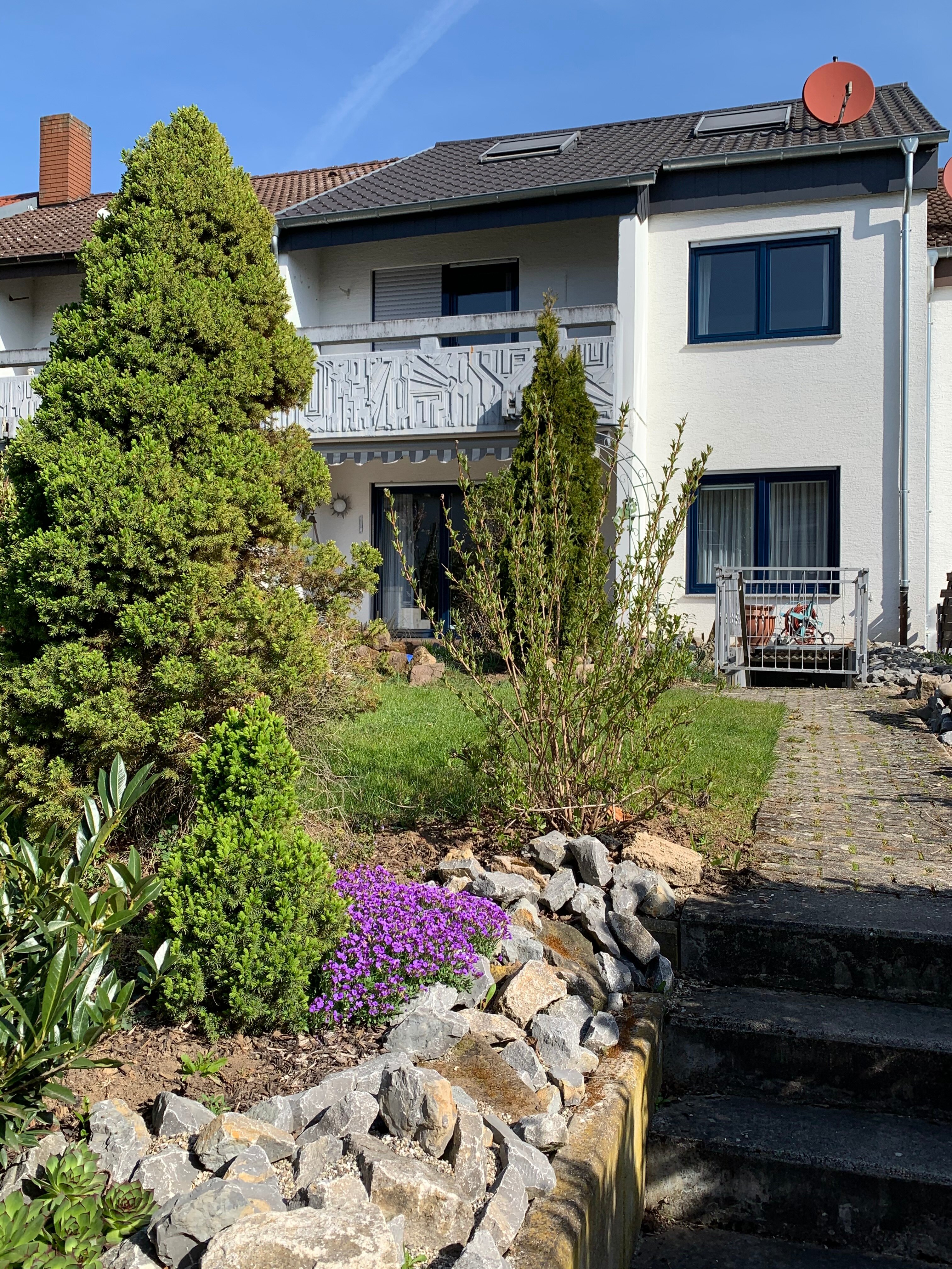 Haus zur Miete 1.600 € 5 Zimmer 122 m²<br/>Wohnfläche 194 m²<br/>Grundstück 01.04.2025<br/>Verfügbarkeit Eschenweg 6 Großingersheim Ingersheim 74379