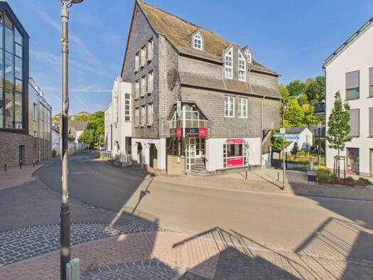 Gewerbeobjekt zum Kauf als Kapitalanlage geeignet 769.000 € 1.082 m² 803 m² Grundstück Simmern/Hunsrück 55469
