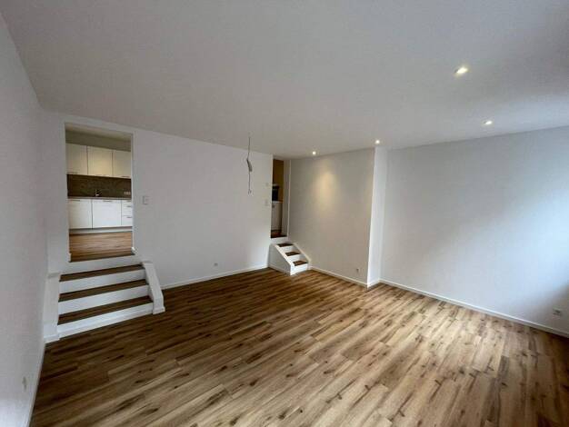Wohnung zur Miete 1.500 € 3 Zimmer 73 m² frei ab sofort Brückenstraße 44 Bad Cannstatt Stuttgart 70376