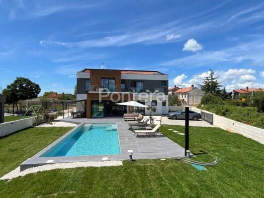 Haus zum Kauf 550.000 € 6 Zimmer 215 m² Orbanici, Zminj Žminj
