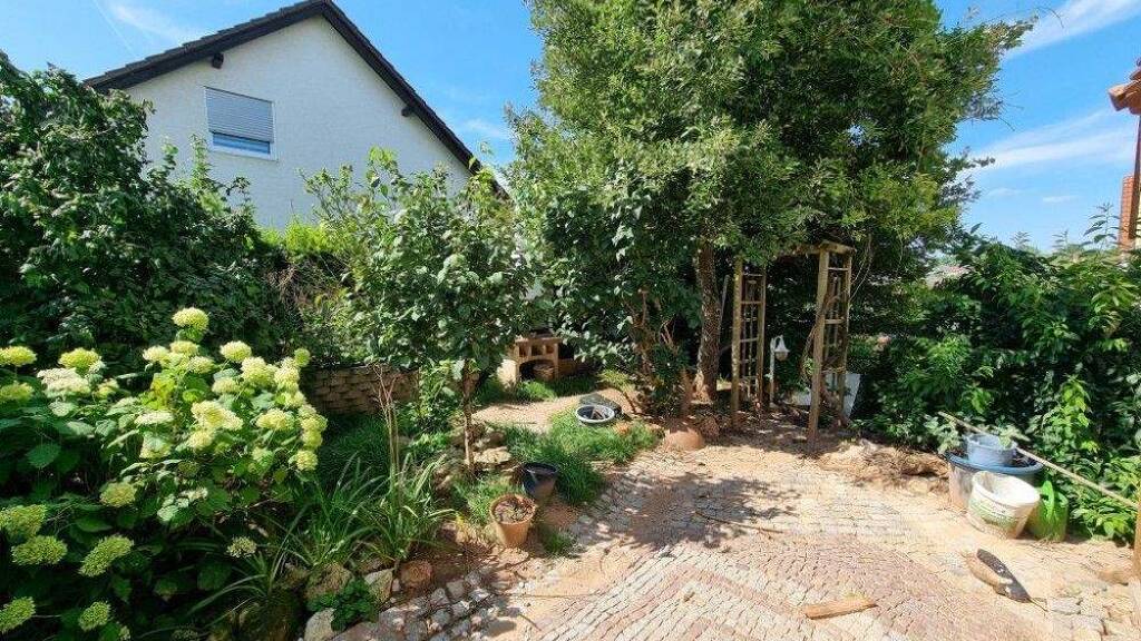 Reihenendhaus zum Kauf 369.000 € 5 Zimmer 154 m² 240 m² Grundstück Langenzenn 90579