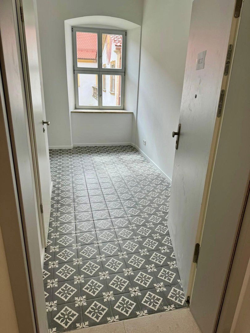 Wohnung zur Miete 2.000 € 3 Zimmer 128 m²<br/>Wohnfläche 1.<br/>Geschoss Karmelitenplatz 1 Panzerleite Bamberg 96049