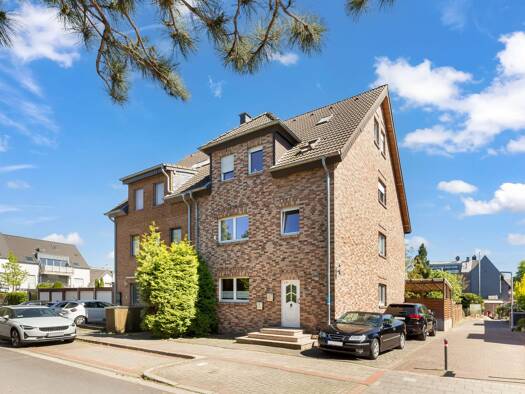 Doppelhaushälfte zum Kauf 1.295.000 € 10 Zimmer 239,8 m² 380 m² Grundstück Uedesheim Neuss 41468