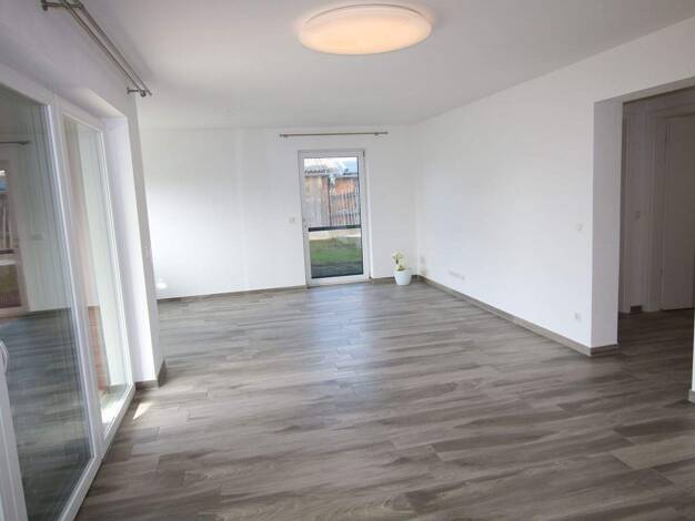 Wohnung zum Kauf 384.000 € 3 Zimmer 90 m² 1. Geschoss Burglengenfeld Burglengenfeld 93133