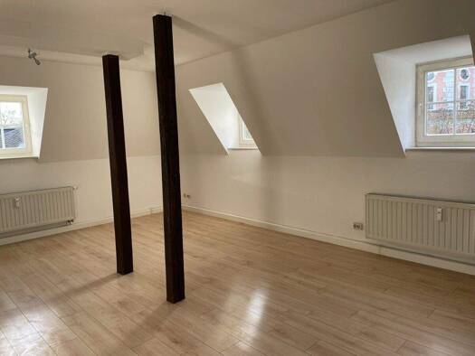 Wohnung zur Miete 350 € 2 Zimmer 59 m² 2. Geschoss Zittau 02763