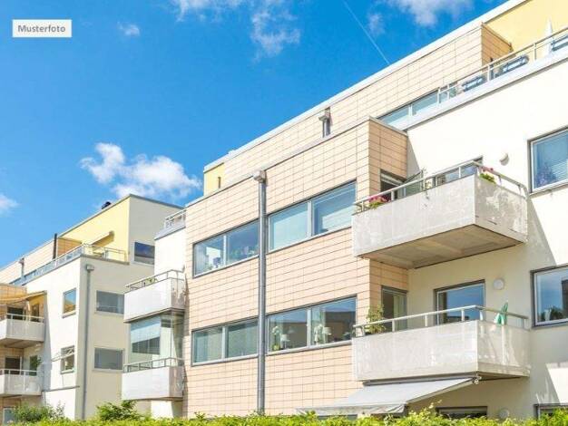 Haus zum Kauf provisionsfrei 32.500 € 230 m² 504 m² Grundstück Stavenhagen, Reuterstadt Stavenhagen 17153