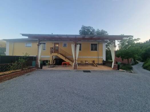 Haus zum Kauf 595.000 € 8 Zimmer 150 m² 14.500 m² Grundstück frei ab 31.03.2026 Sankt Barbara im Mürztal 8661