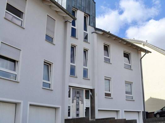 Wohnung zur Miete 800 € 3 Zimmer 100 m² frei ab sofort Riegelsberg 66292
