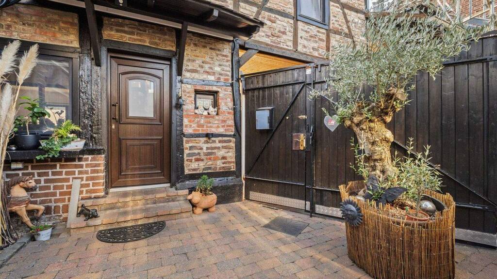 Einfamilienhaus zum Kauf 430.000 € 6 Zimmer 144 m² 430 m² Grundstück Gymnich Erftstadt 50374