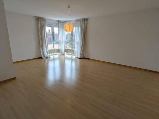 Wohnung zur Miete 650 € 2 Zimmer 59 m² Geschoss 3/5 frei ab 01.03.2026 Kulmbacher Straße 13 City Bayreuth 95445