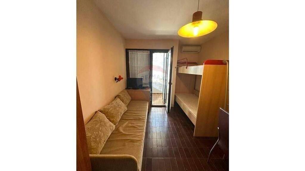 Studio zum Kauf 110.000 € 1 Zimmer 20 m² 2. Geschoss Novalja