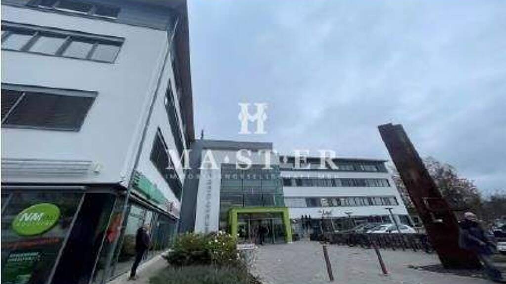 Bürofläche zur Miete 10,50 € 210 m² Bürofläche teilbar ab 210 m² Neumarkt 92318