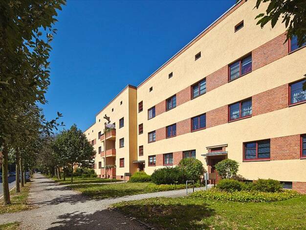 Wohnung zur Miete 311 € 2 Zimmer 48,3 m² 2. Geschoss frei ab 26.10.2026 Mehringstraße 25 Cracau Magdeburg 39114