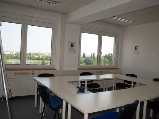 Bürogebäude zur Miete 4.054 € 409,5 m² Bürofläche Wiener Neudorf 2351