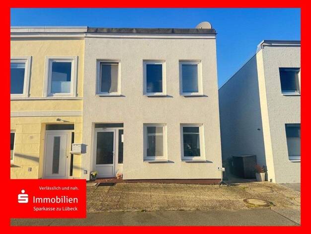 Mehrfamilienhaus zum Kauf 199.900 € 4 Zimmer 82 m² 141 m² Grundstück St. Lorenz Nord Lübeck, St. Lorenz Nord 23554