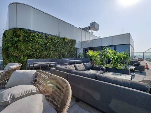 Studio zur Miete 1.300 € 1 Zimmer 63 m² frei ab sofort Gallus Frankfurt am Main 60327