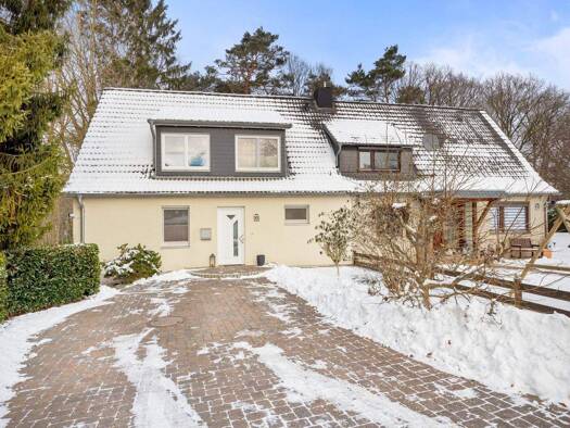 Doppelhaushälfte zum Kauf 699.000 € 5 Zimmer 129,9 m² 1.156 m² Grundstück Eißendorf Hamburg 21077