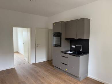 Wohnung zur Miete 640 € 2 Zimmer 43 m² frei ab sofort Ölstraße 9 Zirndorf Zirndorf 90513