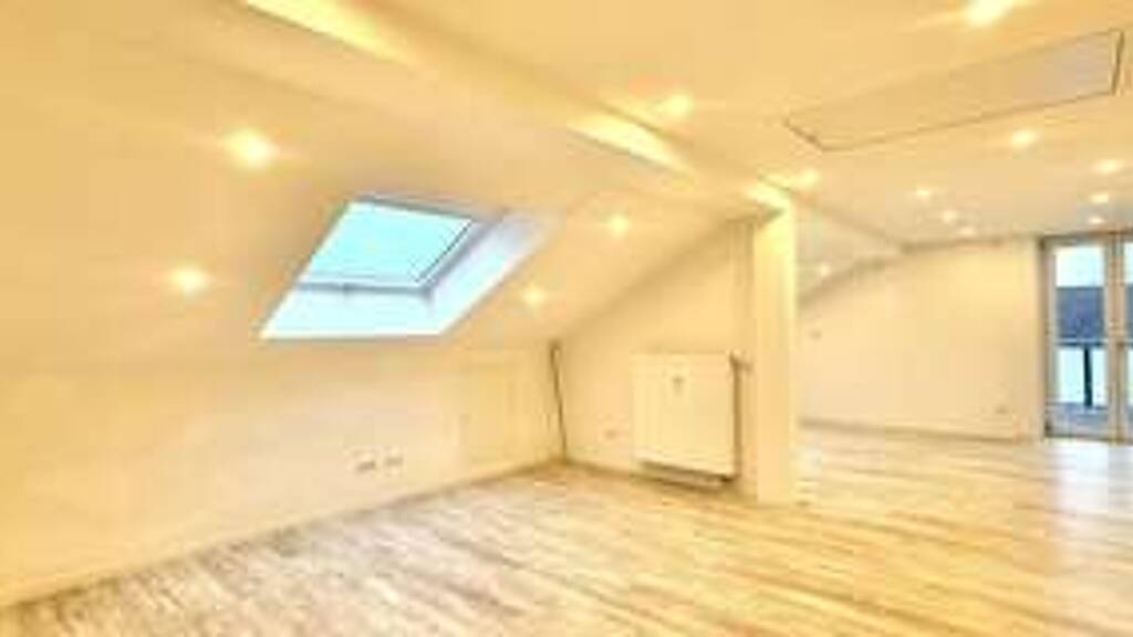 Wohnung zur Miete 950 € 3,5 Zimmer 96 m² Geschoss 3/4 frei ab sofort Höflarn Schwandorf 92421