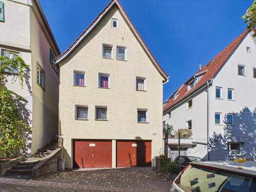 Mehrfamilienhaus zum Kauf 11 Zimmer 120,9 m² 338 m² Grundstück frei ab 02.11.2026 Rohracker Stuttgart 70329