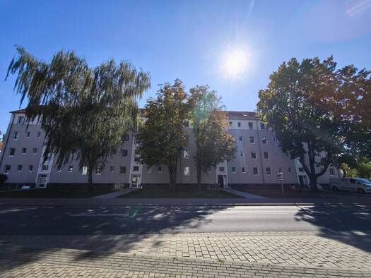 Wohnung zur Miete 385 € 3 Zimmer 59,1 m² 2. Geschoss frei ab 01.10.2026 Straße des Friedens 86 Merseburg Merseburg 06217
