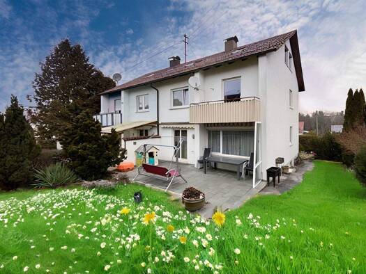 Doppelhaushälfte zur Miete 1.200 € 6 Zimmer 130 m² 360 m² Grundstück frei ab sofort Balingen 72336