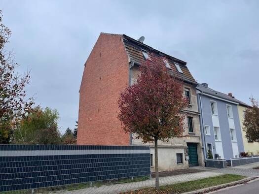 Mehrfamilienhaus zum Kauf 115.000 € 6 Zimmer 166 m² 715 m² Grundstück Tangerhütte 39517