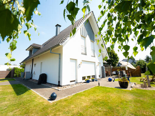 Einfamilienhaus zum Kauf 599.000 € 7 Zimmer 223,2 m² 1.905 m² Grundstück Cloppenburg 49661