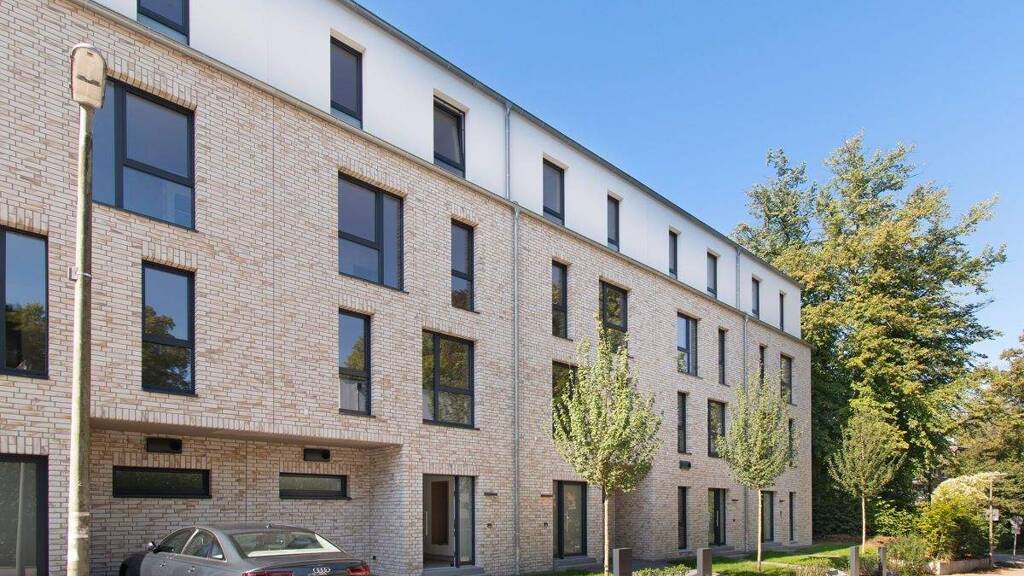 Stadthaus zur Miete 4.050 € 6,5 Zimmer 205 m² 146 m² Grundstück frei ab 01.06.2026 Alsterdorf Hamburg 22297