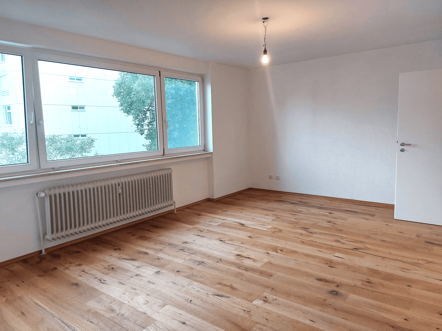 Apartment zum Kauf 599.000 € 4 Zimmer 93 m²<br/>Wohnfläche 2.<br/>Geschoss München (Kreis) 85521