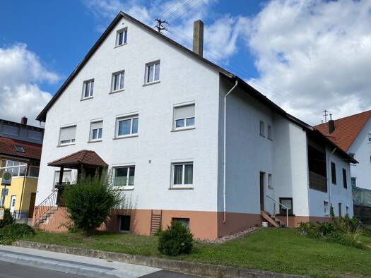 Einfamilienhaus zum Kauf 275.000 € 6 Zimmer 270 m² 1.688 m² Grundstück Denkingen 78588
