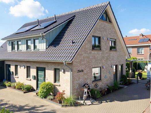 Doppelhaushälfte zum Kauf 379.000 € 4 Zimmer 113,4 m² 337 m² Grundstück Varel 26316