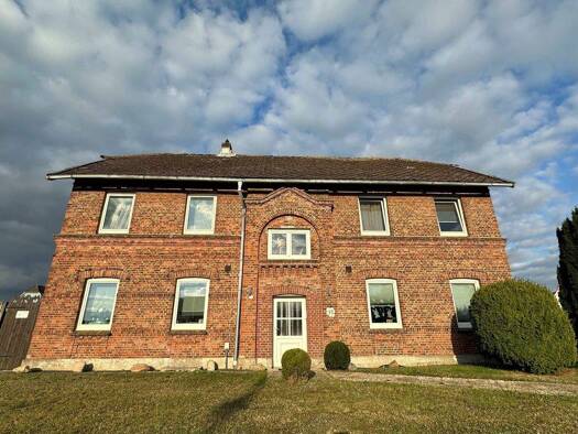 Mehrfamilienhaus zum Kauf 449.000 € 8 Zimmer 180 m² 1.341 m² Grundstück Moorrege 25436